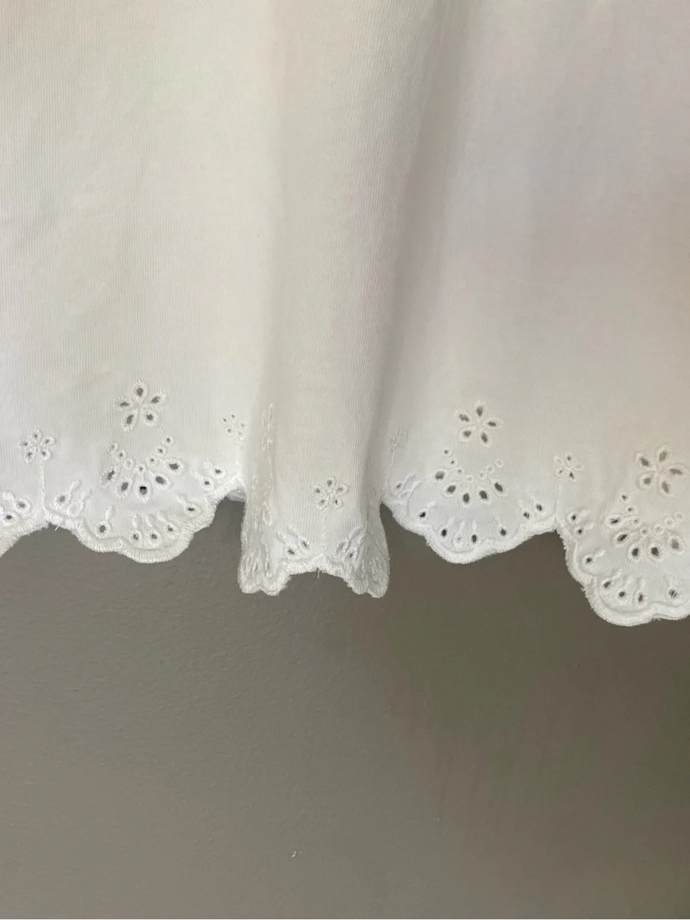 J. CREW Sleeveless White Knit Eyelet & Scallop Trim Tank Shift Dress Size MP